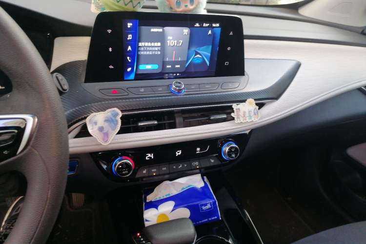 Used Buick Velite 6 2019 Connected & Smart Edition Audio And AC Panel