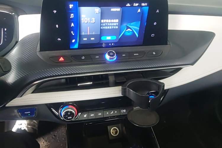 Used Buick Velite 6 2019 Connected & Smart Edition Audio And AC Panel