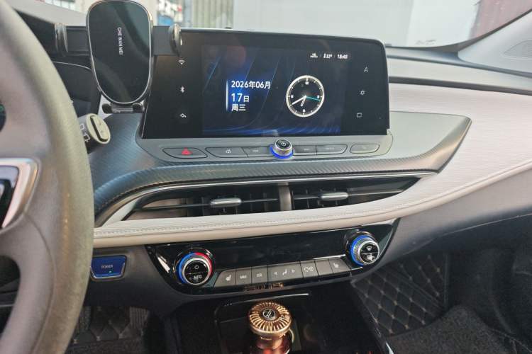 Used Buick Velite 6 2019 Connected & Smart Edition Audio And AC Panel