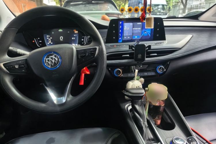 Used Buick Velite 6 2019 Connected Fashion Model Center Console