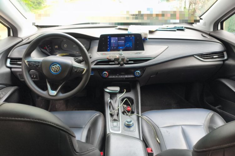 Used Buick Velite 6 2019 Connected Fashion Model Center Console