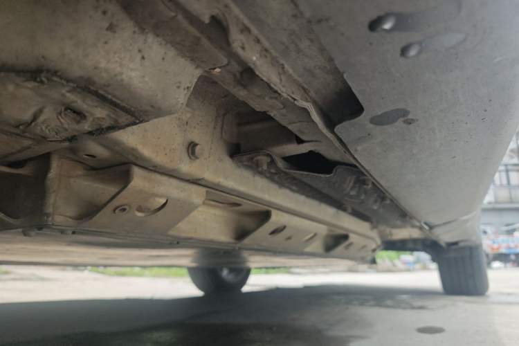 Used Buick Velite 6 2019 Connected Fashion Model Chassis Front Left