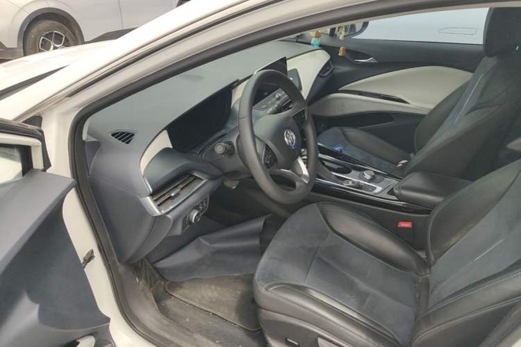 Used Buick Velite 6 2019 Connected & Smart Edition Driver Seat