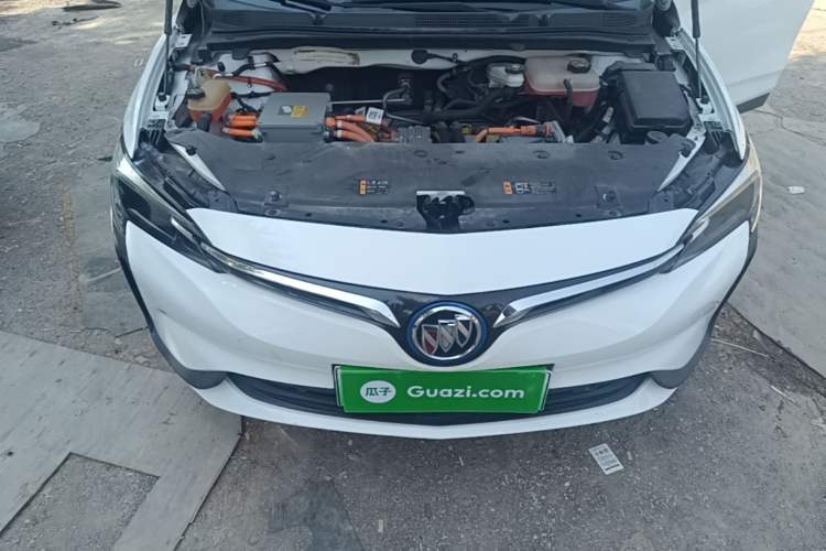 Used Buick Velite 6 2019 Connected & Smart Edition Engine Bay