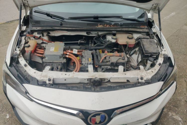 Used Buick Velite 6 2019 Connected & Smart Edition Engine Bay
