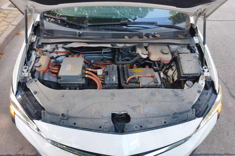 Used Buick Velite 6 2019 Connected & Smart Edition Engine Bay