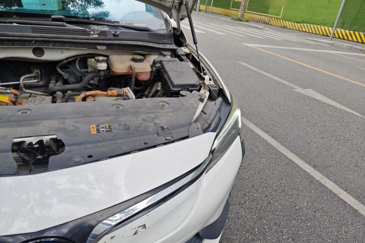 Used Buick Velite 6 2019 Connected Fashion Model Engine Bay Left