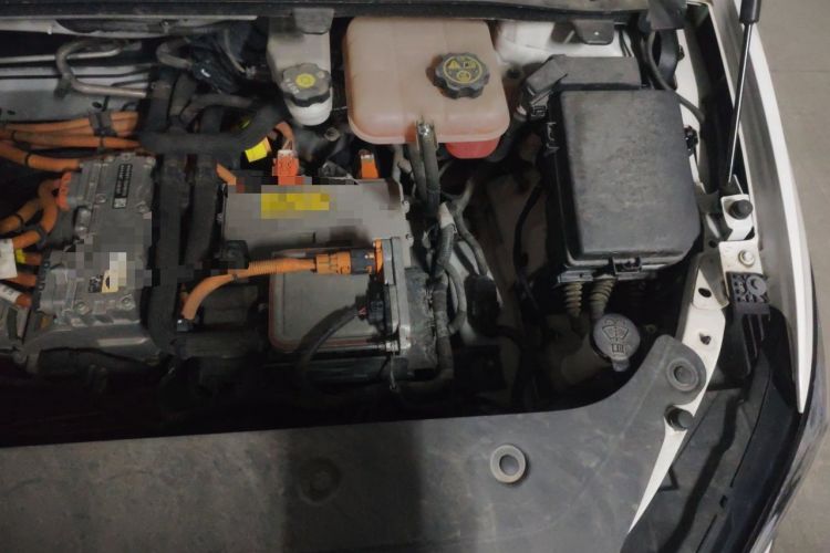 Used Buick Velite 6 2019 Connected & Smart Edition Engine Bay Left