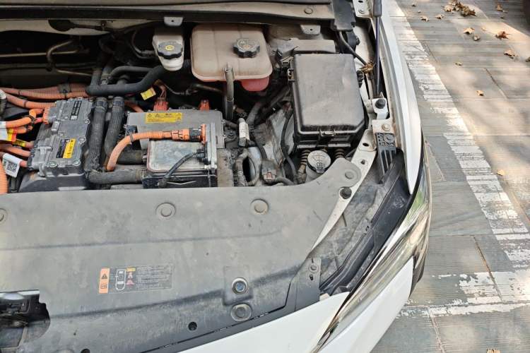 Used Buick Velite 6 2019 Connected & Smart Edition Engine Bay Left