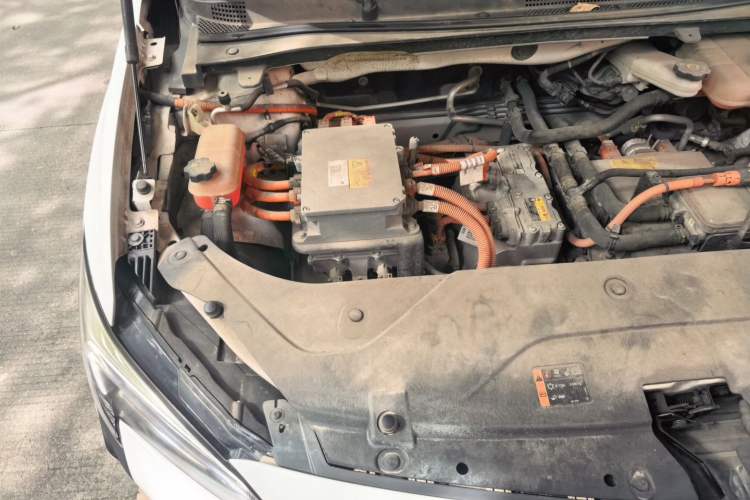Used Buick Velite 6 2019 Connected Fashion Model Engine Bay Right