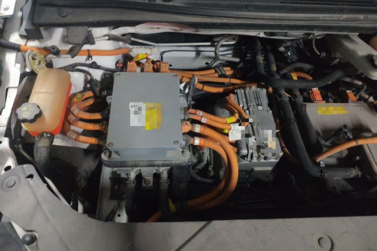 Used Buick Velite 6 2019 Connected & Smart Edition Engine Bay Right