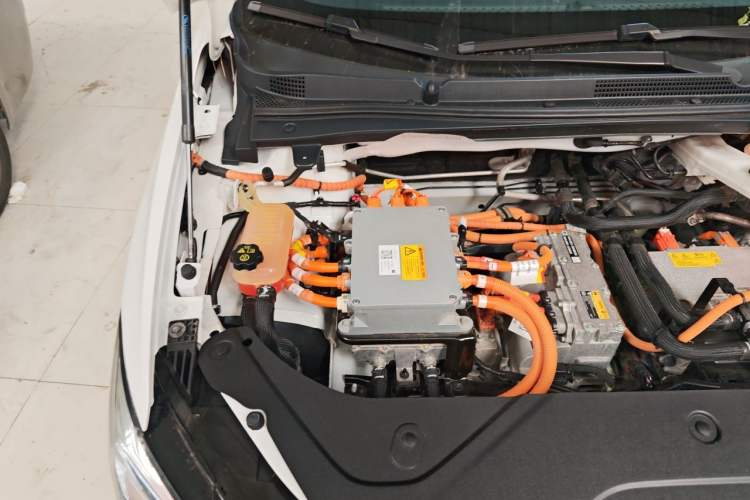 Used Buick Velite 6 2019 Connected & Smart Edition Engine Bay Right