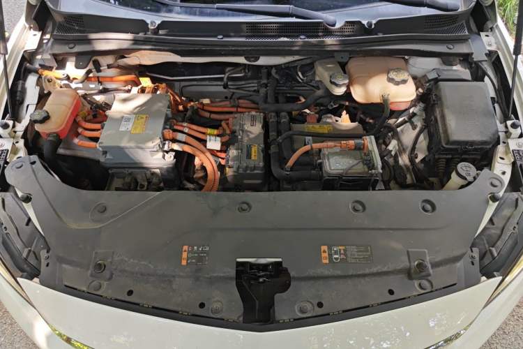 Used Buick Velite 6 2019 Connected Fashion Model Engine Bay