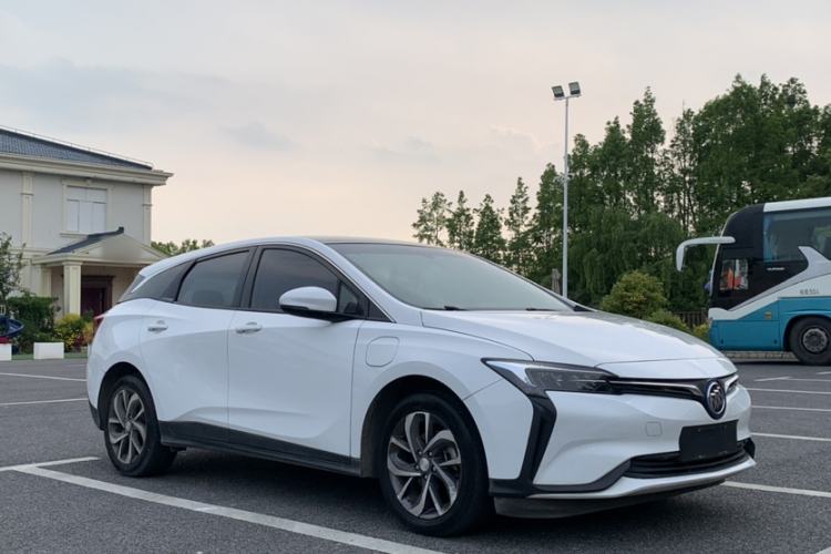 Used Buick Velite 6 2019 Connected & Smart Edition Exterior 2