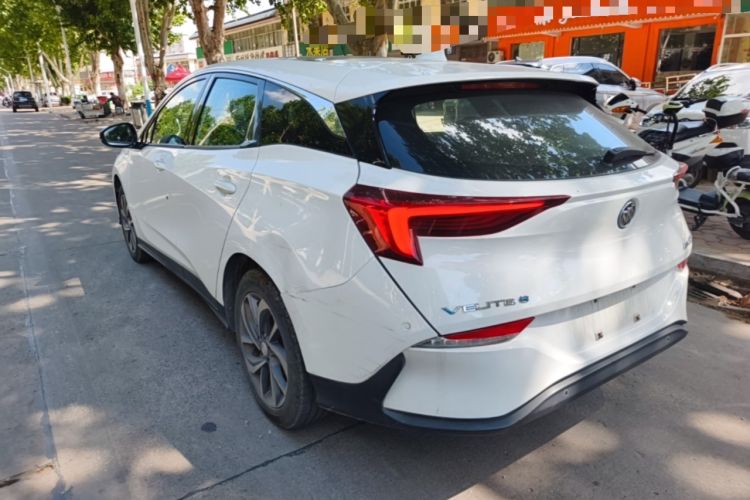 Used Buick Velite 6 2019 Connected & Smart Edition Exterior 2