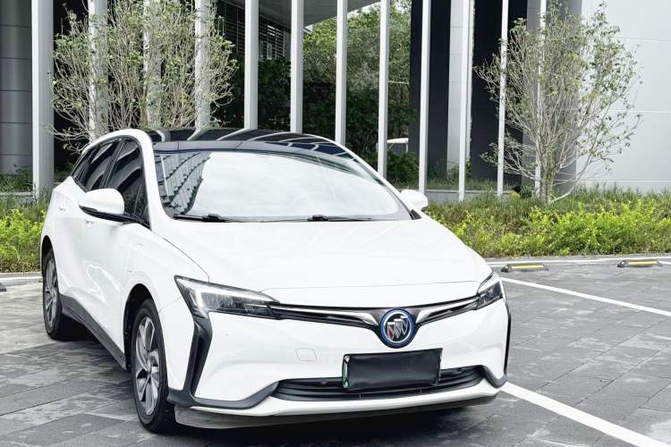 Used Buick Velite 6 2019 Connected & Smart Edition Exterior 2