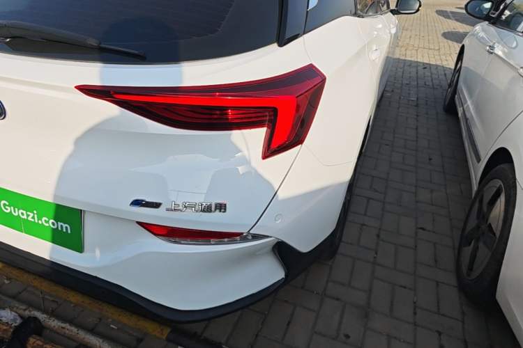 Used Buick Velite 6 2019 Connected & Smart Edition Exterior 3