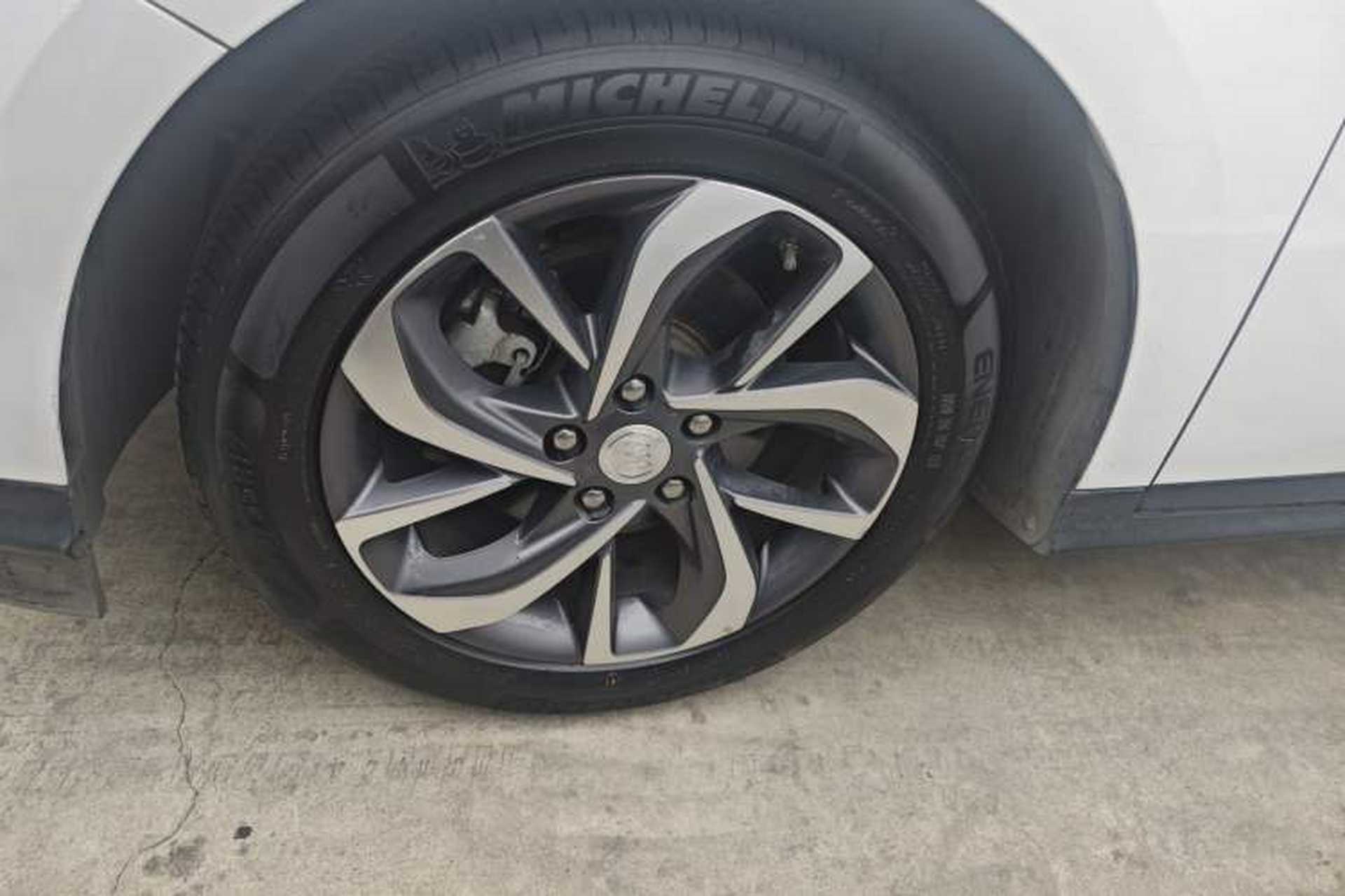 Used Buick Velite 6 2019 Connected & Smart Edition Exterior 4