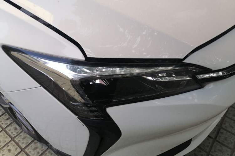 Used Buick Velite 6 2019 Connected & Smart Edition Exterior 6