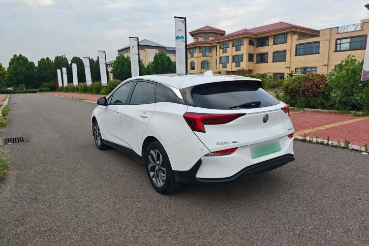 Used Buick Velite 6 2019 Connected & Smart Edition Exterior 7