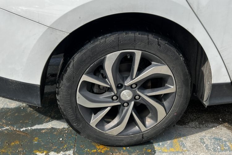 Used Buick Velite 6 2019 Connected & Smart Edition Exterior 9