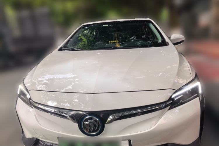 Used Buick Velite 6 2019 Connected Fashion Model Front