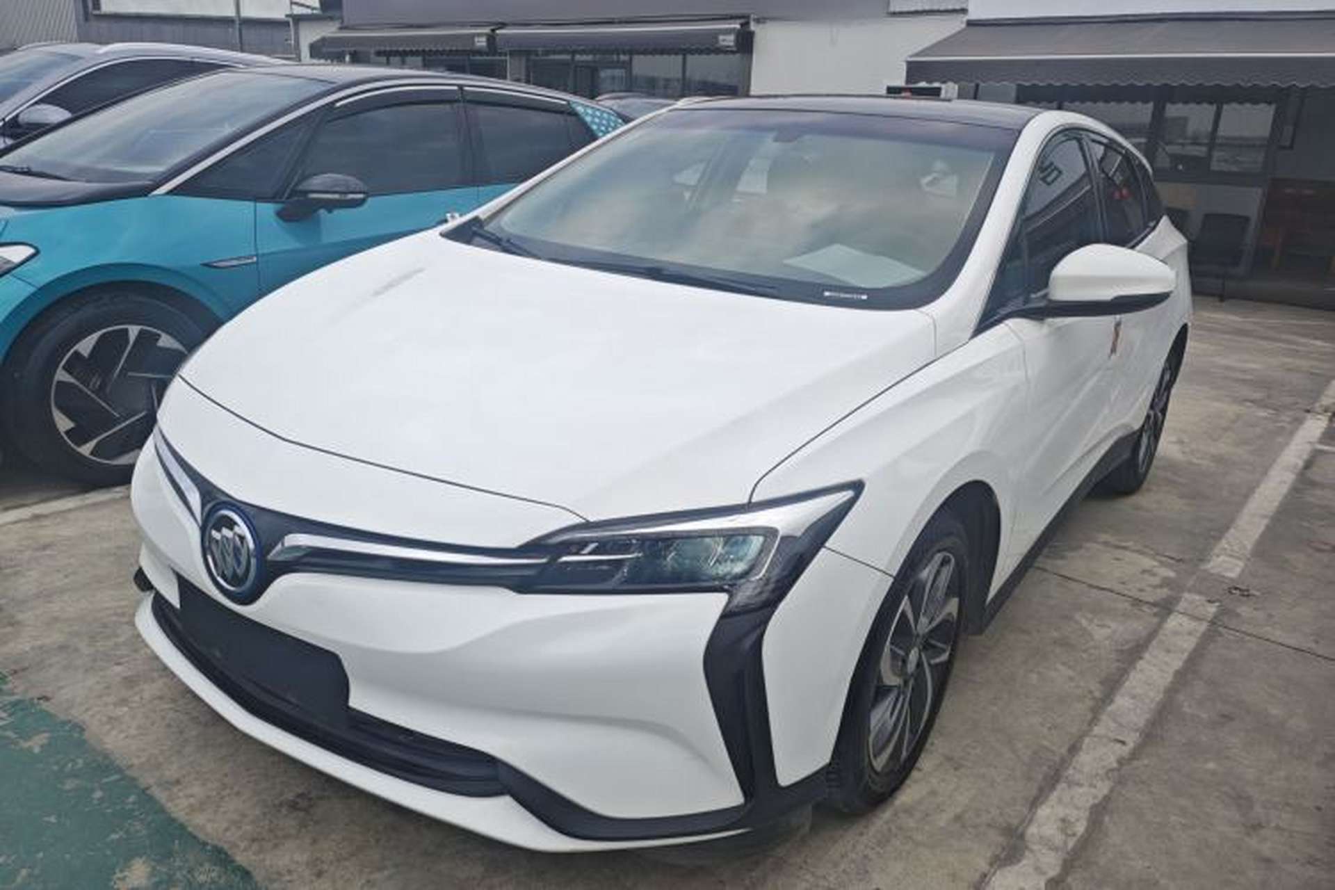 Used Buick Velite 6 2019 Connected & Smart Edition Front Left 45 Deg