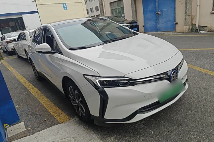 Used Buick Velite 6 2019 Connected & Smart Edition Front Right 45 Deg