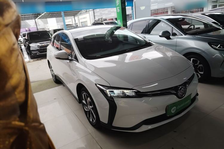Used Buick Velite 6 2019 Connected & Smart Edition Front Right 45 Deg
