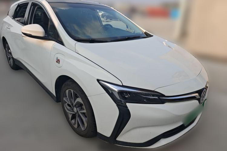 Used Buick Velite 6 2019 Connected & Smart Edition Front Right 45 Deg