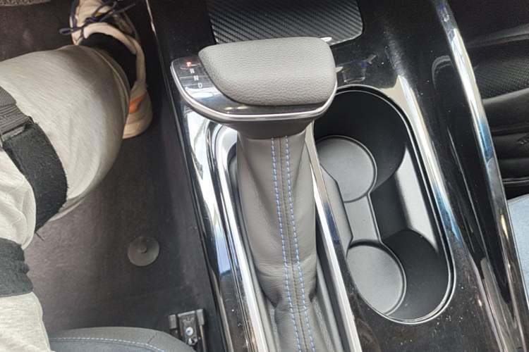 Used Buick Velite 6 2019 Connected & Smart Edition Gear Lever