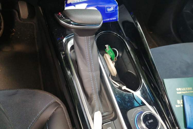 Used Buick Velite 6 2019 Connected & Smart Edition Gear Lever