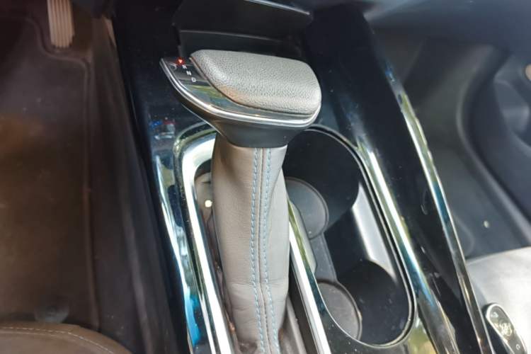 Used Buick Velite 6 2019 Connected & Smart Edition Gear Lever