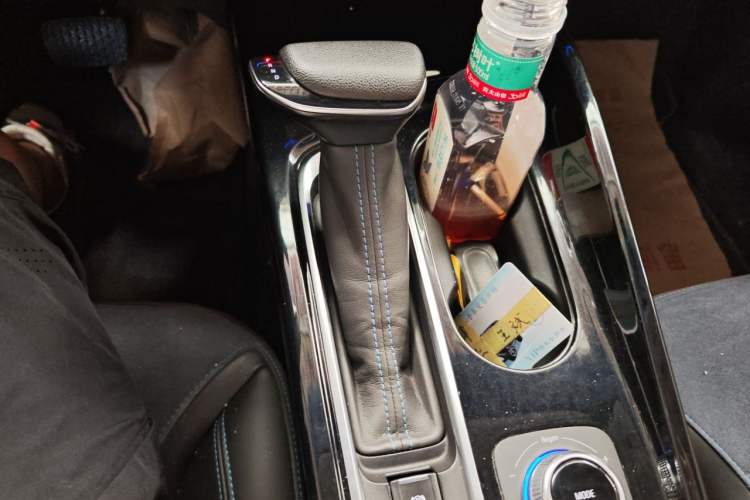 Used Buick Velite 6 2019 Connected & Smart Edition Gear Lever