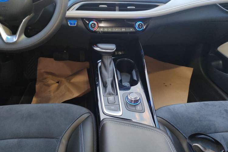 Used Buick Velite 6 2019 Connected & Smart Edition Gear Lever