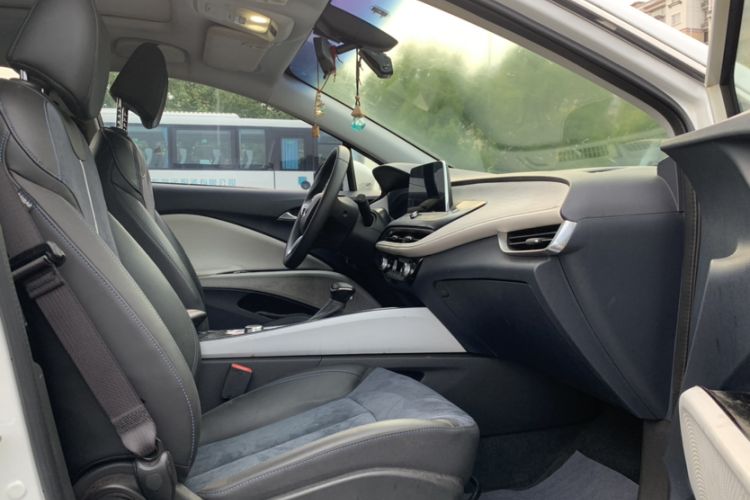 Used Buick Velite 6 2019 Connected & Smart Edition Interior 3