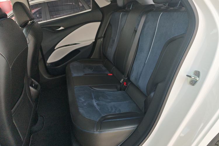 Used Buick Velite 6 2019 Connected & Smart Edition Interior 4