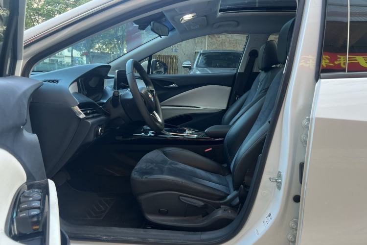 Used Buick Velite 6 2019 Connected & Smart Edition Interior 5