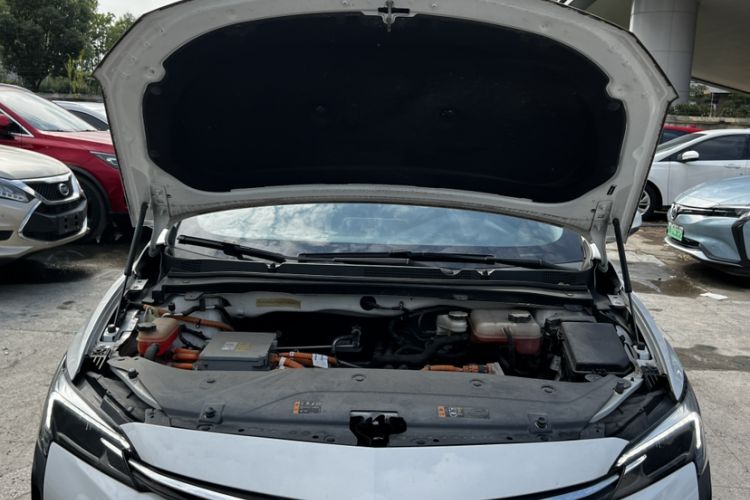 Used Buick Velite 6 2019 Connected & Smart Edition Interior 8