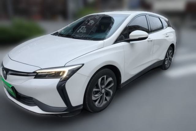 Used Buick Velite 6 2019 Connected Fashion Model
