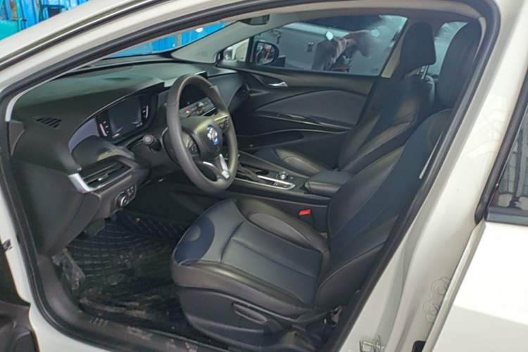 Used Buick Velite 6 2019 Connected Fashion Model Left Front Seat