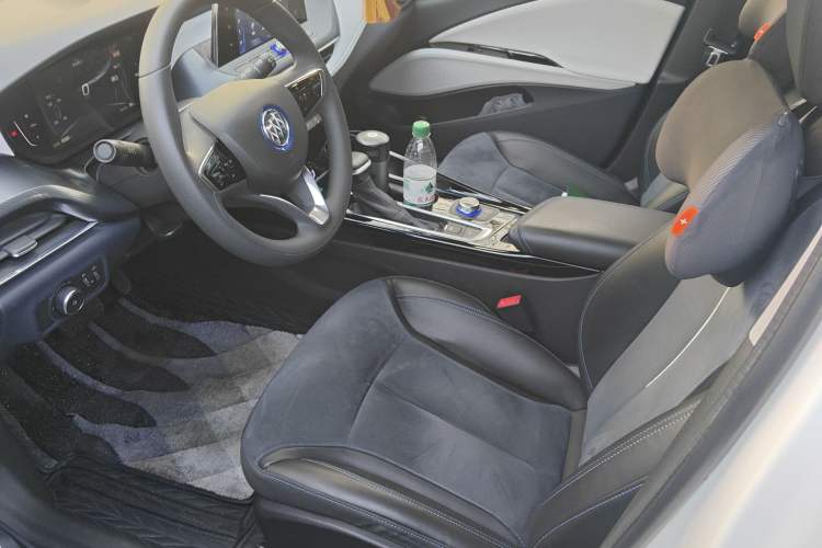 Used Buick Velite 6 2019 Connected & Smart Edition Left Front Seat