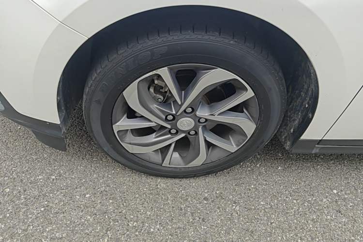Used Buick Velite 6 2019 Connected & Smart Edition Left Front Wheel Hub