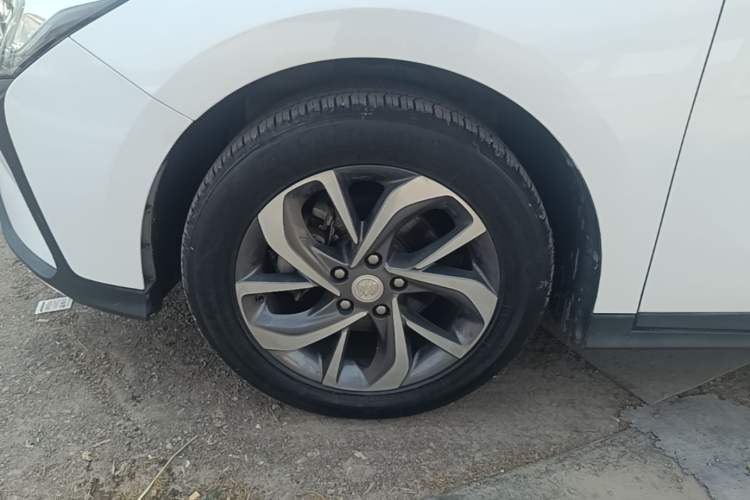 Used Buick Velite 6 2019 Connected & Smart Edition Left Front Wheel Hub