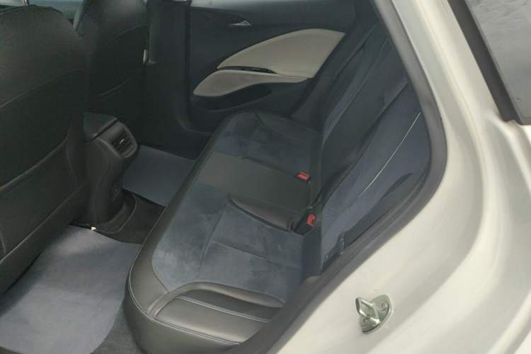 Used Buick Velite 6 2019 Connected & Smart Edition Left Rear Seat