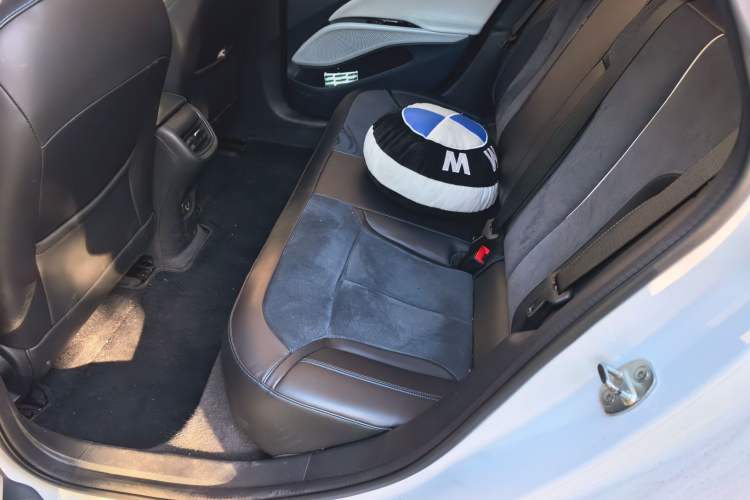 Used Buick Velite 6 2019 Connected & Smart Edition Left Rear Seat