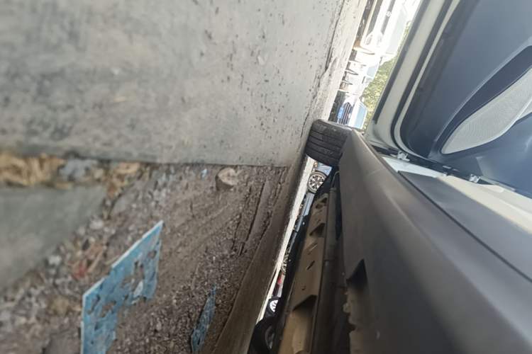 Used Buick Velite 6 2019 Connected & Smart Edition Left Side Sill