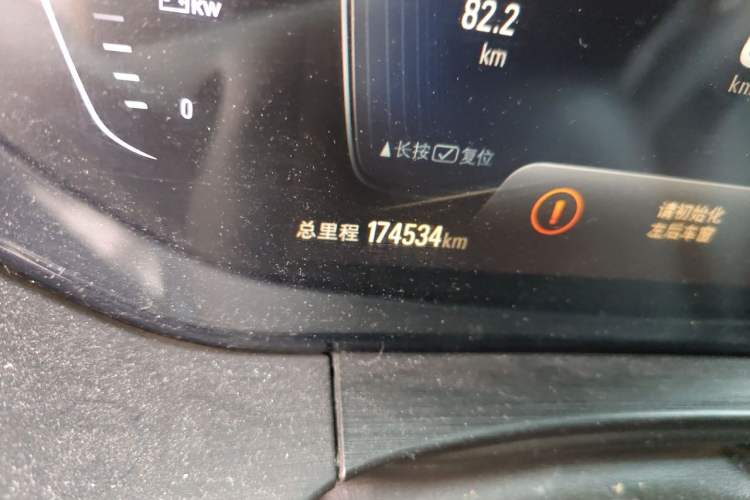 Used Buick Velite 6 2019 Connected Fashion Model Odometer Close Up
