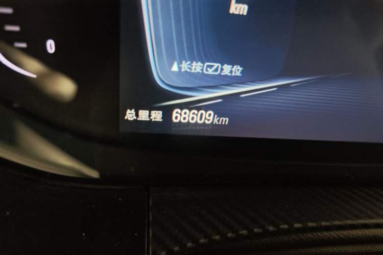Used Buick Velite 6 2019 Connected & Smart Edition Odometer Close Up