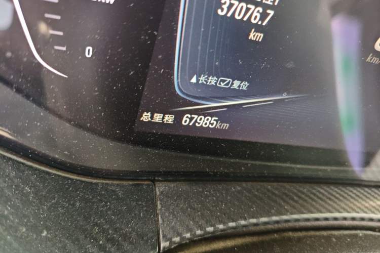 Used Buick Velite 6 2019 Connected & Smart Edition Odometer Close Up